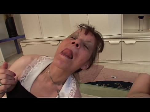 ❤️ Tvær ömmur og einn afi eiga þríeyki ☑ Gæðaklám á is.xlxxporno.ru ❌