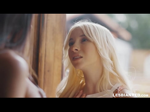 ❤️ Stelpan kemur heim nokkrum mánuðum síðar og endar með því að borða kisu stjúpmömmu sinnar ☑ Gæðaklám á is.xlxxporno.ru ❌